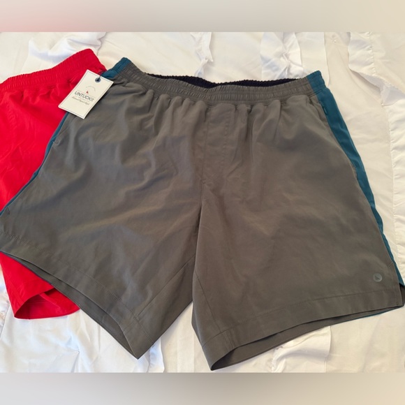 UNTUCKit Athletic Shorts in Red and Gray pair sz L nwt - Picture 3 of 8